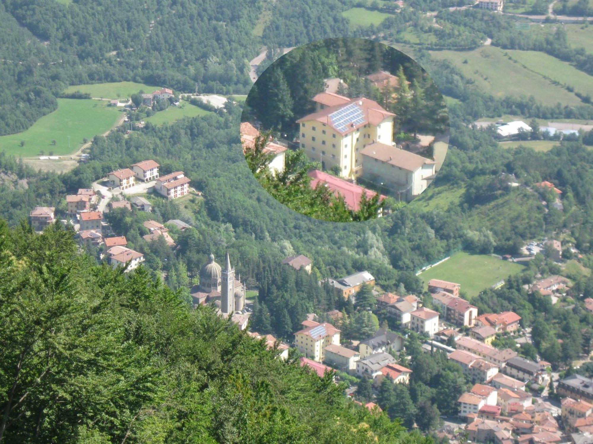 Hotel Miravalle 2000 Lizzano In Belvedere Bagian luar foto